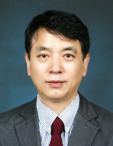 Hyung-Chan Paik 사진